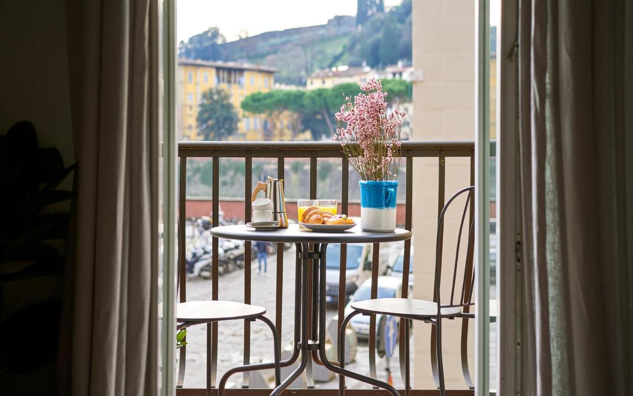 3 Master Bedrooms With Balcony On The River With Views Florence Luaran gambar