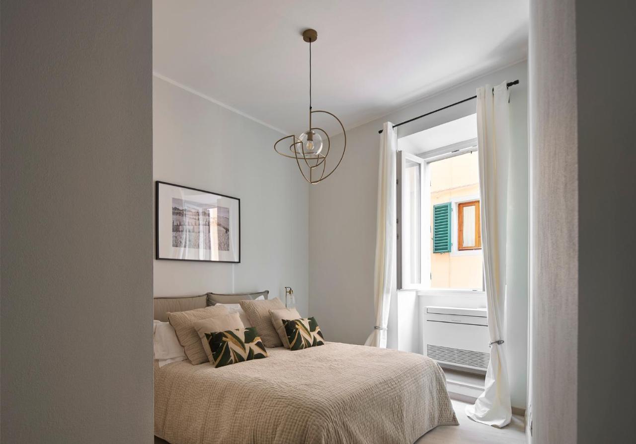 3 Master Bedrooms With Balcony On The River With Views Florence Luaran gambar