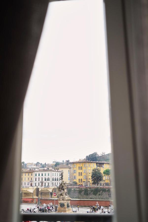 3 Master Bedrooms With Balcony On The River With Views Florence Luaran gambar
