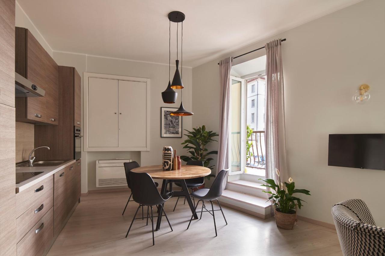 3 Master Bedrooms With Balcony On The River With Views Florence Luaran gambar
