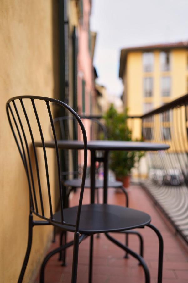 3 Master Bedrooms With Balcony On The River With Views Florence Luaran gambar