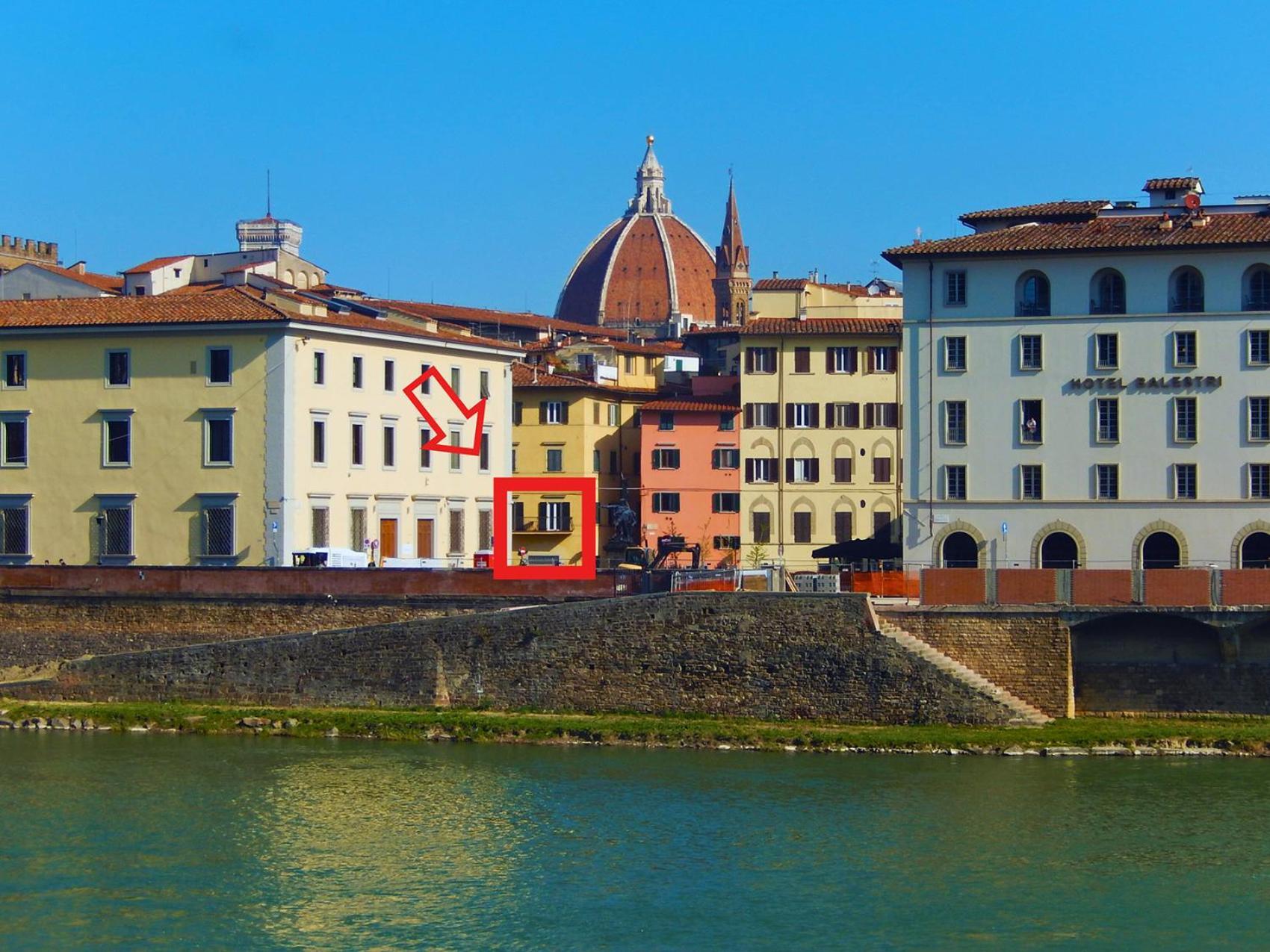 3 Master Bedrooms With Balcony On The River With Views Florence Luaran gambar